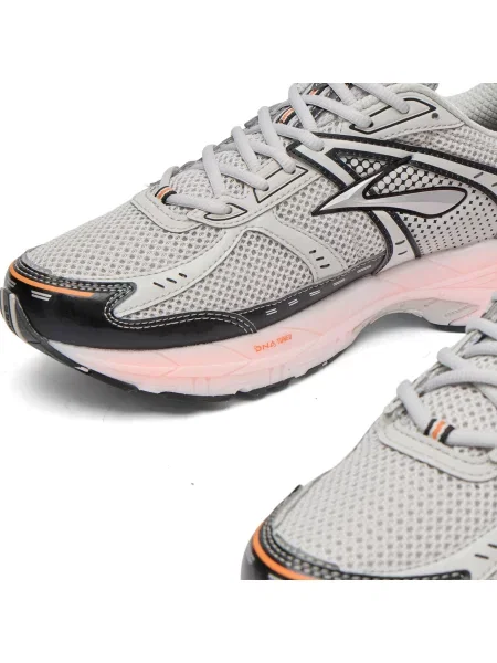 Sneakersy Brooks czarne