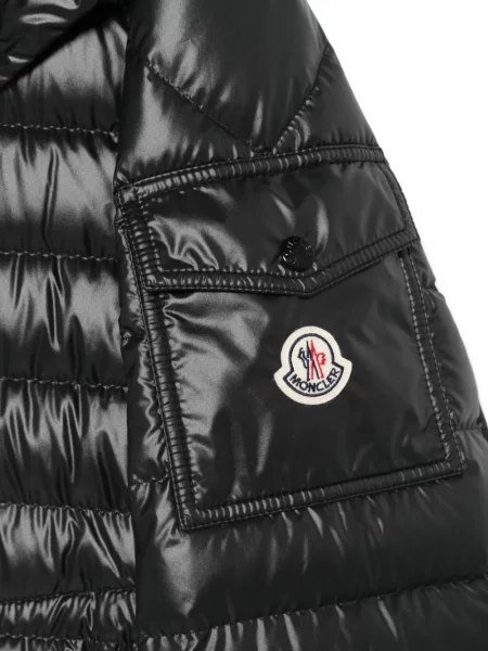 Geacă Moncler cu glugă negru
