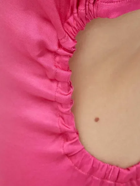 Rochie maxi Herskind până la genunchi de costum roz