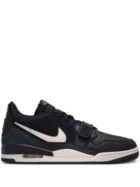 Sneakerși Jordan negru