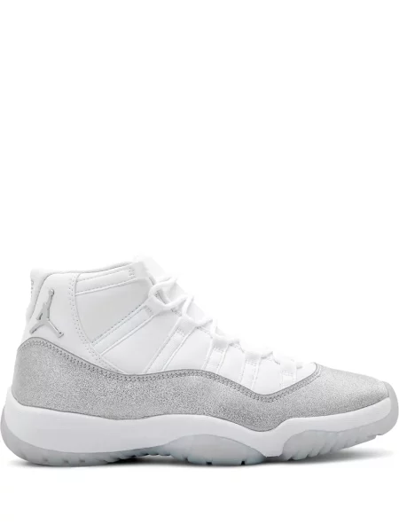 Sneakerși Jordan 11 Retro alb