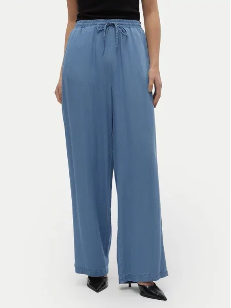 Vero Moda Hlače iz tkanine Bree modra