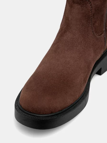 Чоботи Guess на плоскому ходу коричневий