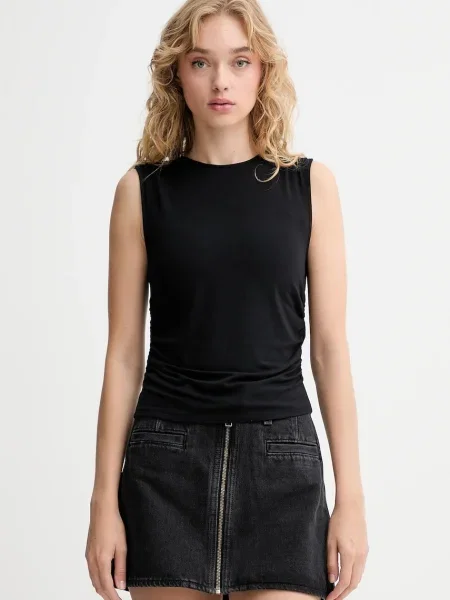 Топ Levi's® черно