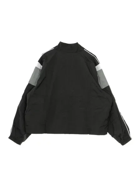 Lekka wiatrówka Nike czarna