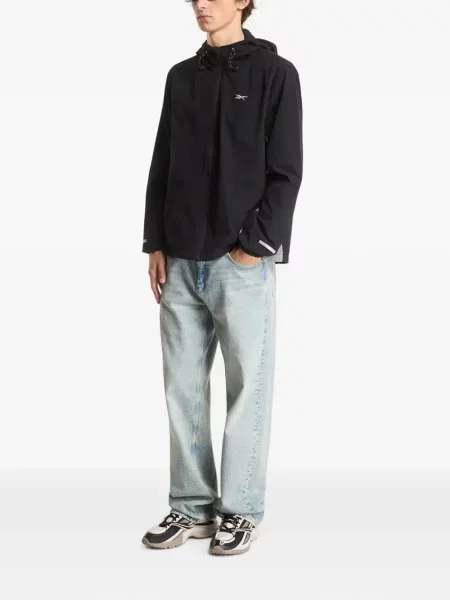Ușor geacă de vânt Reebok cu imagine negru