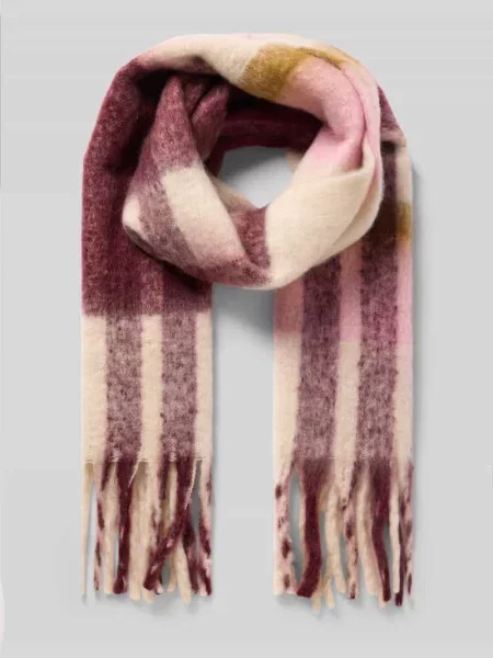 Szal z miękkimi frędzlami na końcach Vero Moda różowa