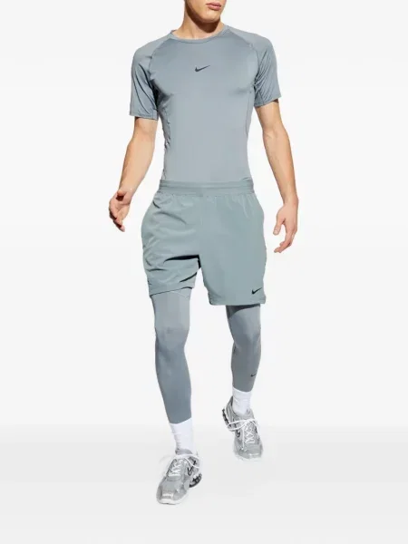Тениска Nike сиво