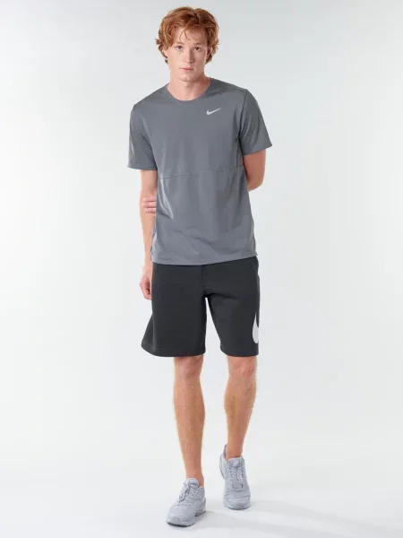 Rövid rövidnadrág Nike fekete