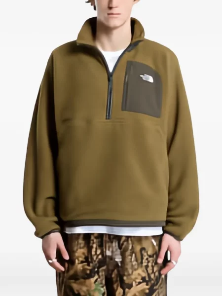 Hanorac din fleece The North Face din fleece maro