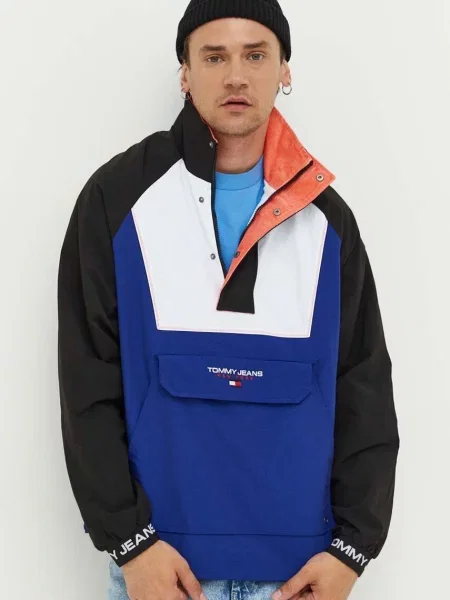 Яке Tommy Jeans тъмносиньо преходен модел с уголемена кройка черно