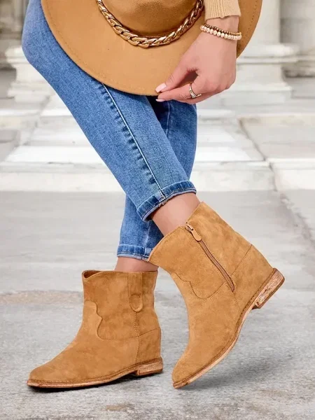 Kavboj čevlji do gležnjev Resti s polno peto siva