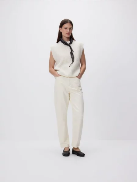 Reserved Blugi mom nude