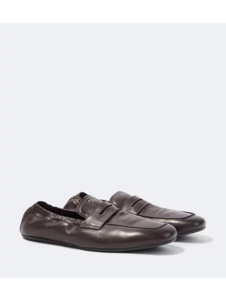 Pantofi loafer Prada din piele maro