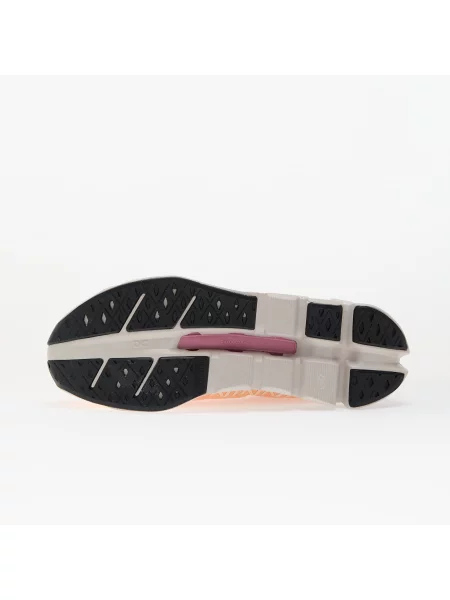 Sneakers On W Cloudflow 5 Tangerine/ Silver EUR 39 strieborná
