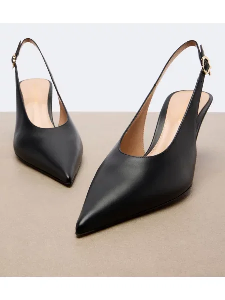 Pantofi cu toc Gianvito Rossi din piele slingback negru