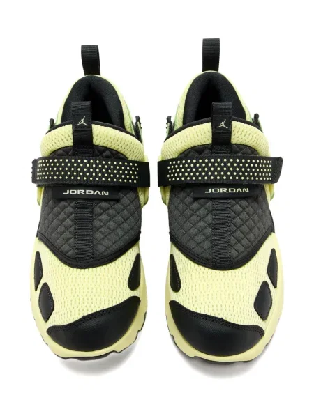 Мрежести чехли Nike с принт с пейсли десен оранжево