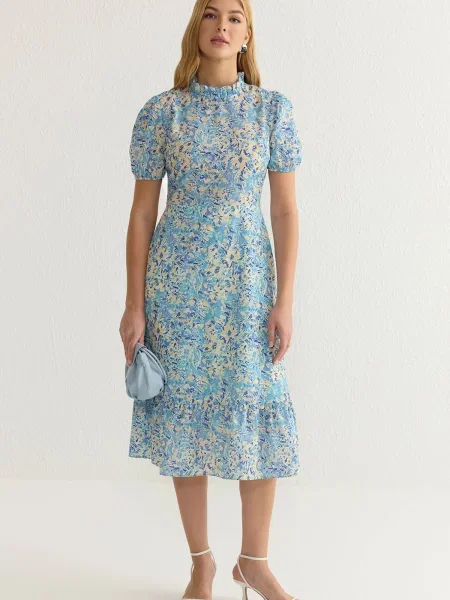 Trendyol Rochie bej / albastru / albastru deschis alb