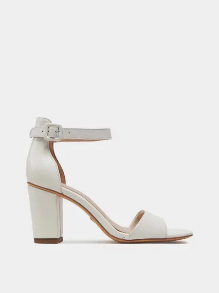 Шкіряні Босоніжки Tamaris білий