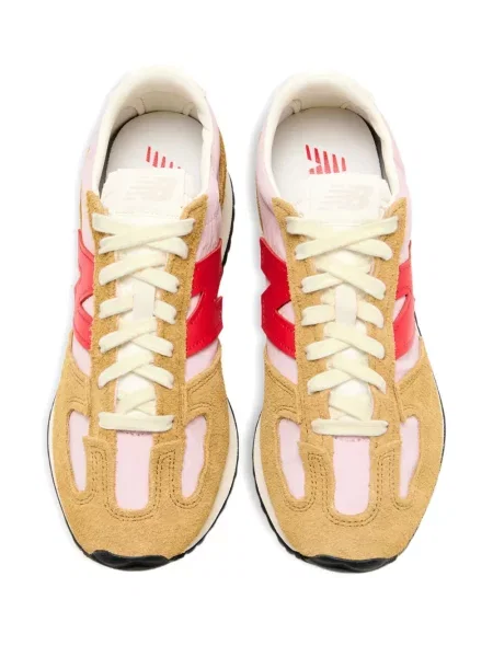 Běžecké tenisky New Balance Fresh Foam se síťovinou černé