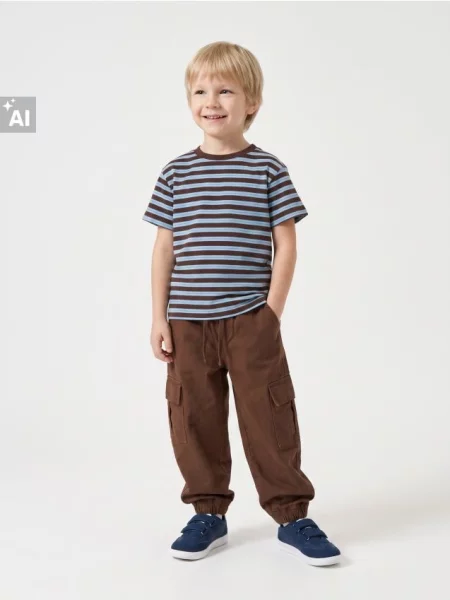 Sinsay Kalhoty jogger cargo hnědá