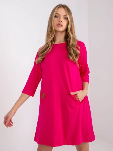 Oblekové šaty Fashionhunters fuchsia