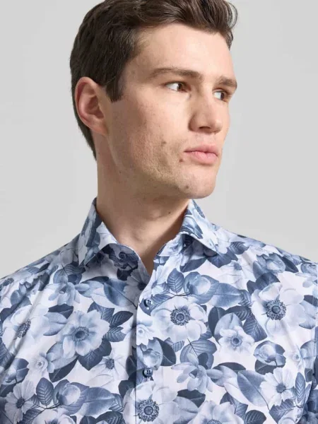 Koszula o kroju slim fit biznes z kołnierzykiem typu kent i kwiatowym wzorem Olymp Level 5 granatowa