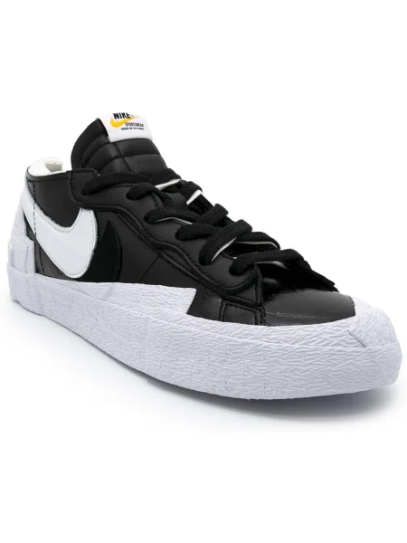 Sacou Nike din piele de lac negru