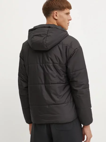 Puma Geacă de iarnă Classics negru