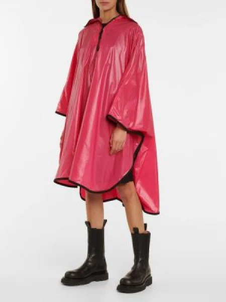 Poncsó Moncler piros