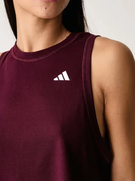 Топ Adidas Performance