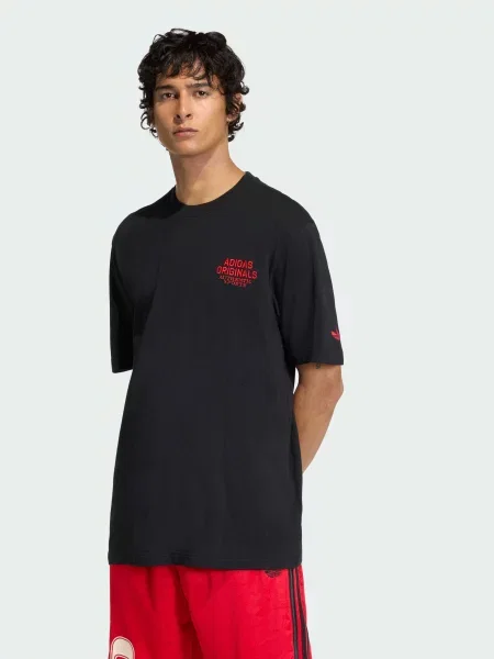Футболка adidas Graphics чорний