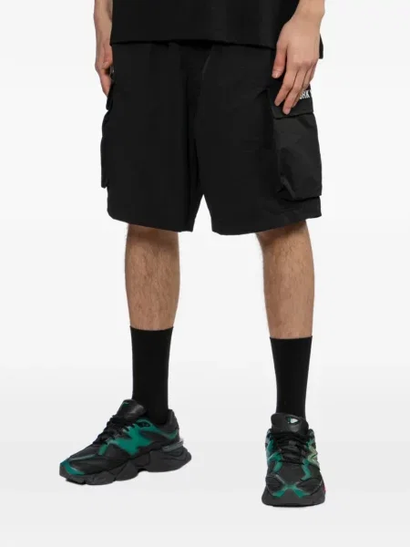 Pantaloni scurți New Era Cap negru