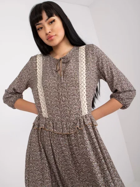 Casual casual šaty Fashionhunters hnedá