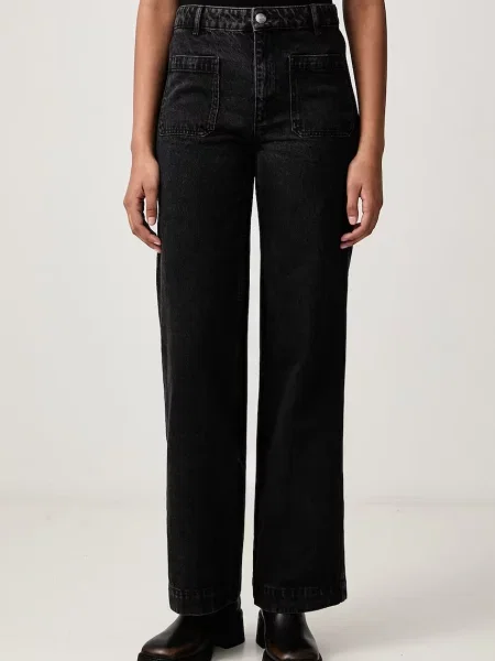 A.P.C. VICTORIA джинси relaxed fit