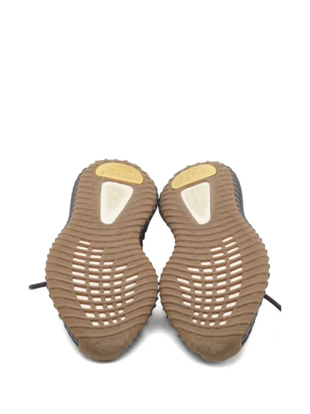 Sneakerși Adidas Yeezy maro