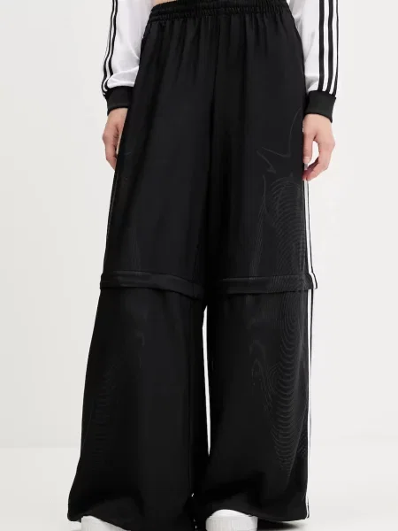 Спортен панталон adidas Originals Oversized Trackpants с апликация черно