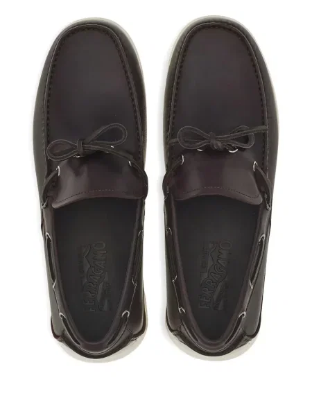 Pantofi loafer Ferragamo cu șireturi din piele maro