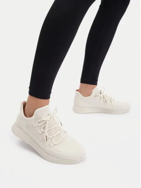 Sneakersy Sprandi béžové