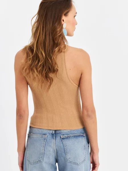 Cool & Sexy Top devine dlake camel