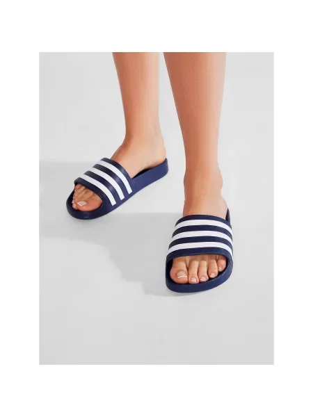 Natikače Adidas plava