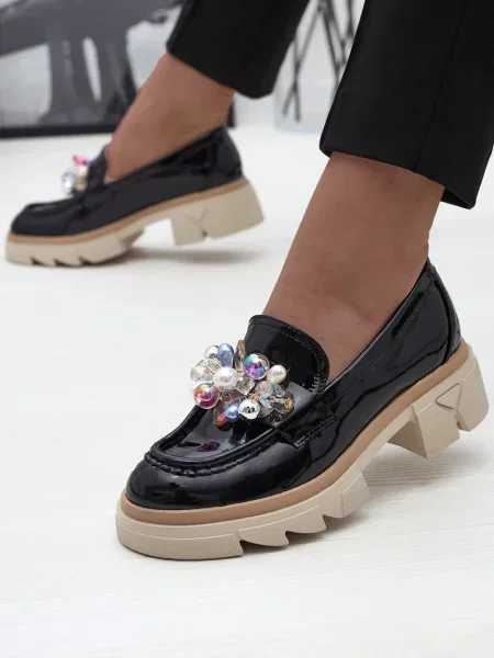 Lakované mokasíny Resti černé