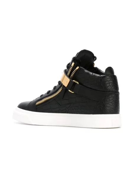 Top Giuseppe Zanotti negru