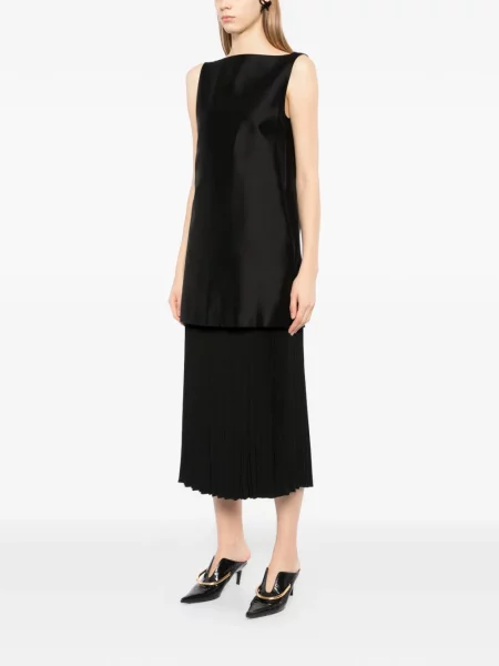 Рокля Less а-линия черно