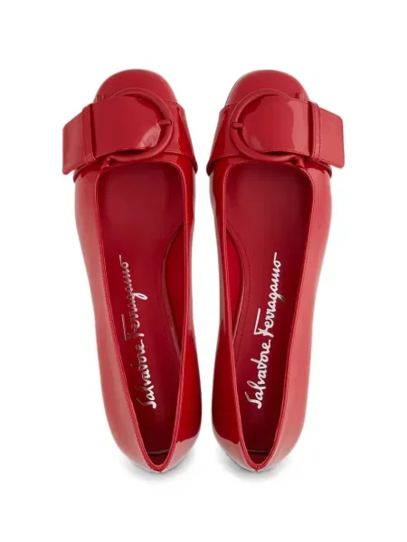 Pantofi cu toc Ferragamo din piele roșu