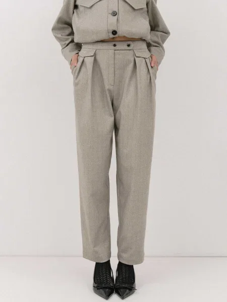 Pantaloni bej