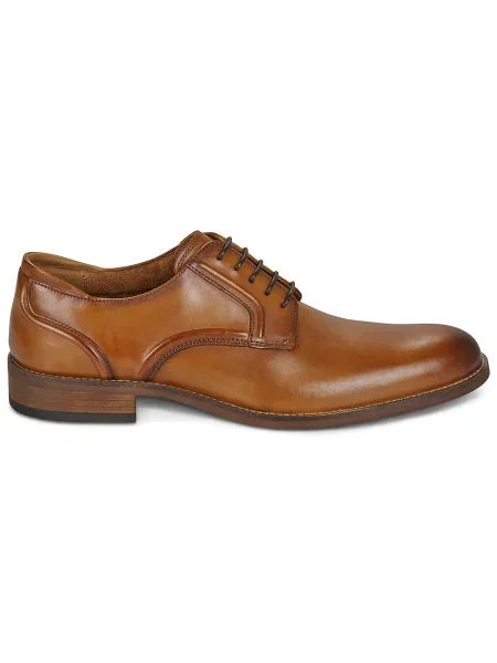 Pantofi Clarks din dantelă maro
