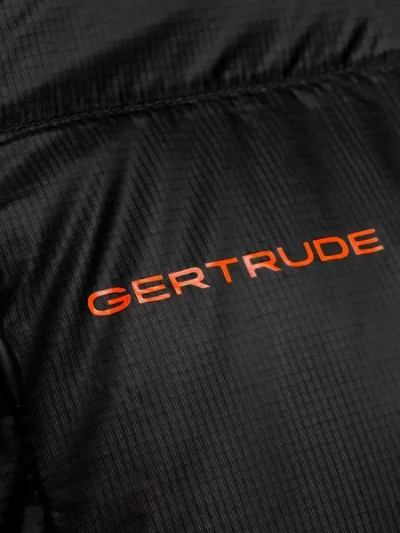 Geacă cu puf Gertrude cu glugă negru