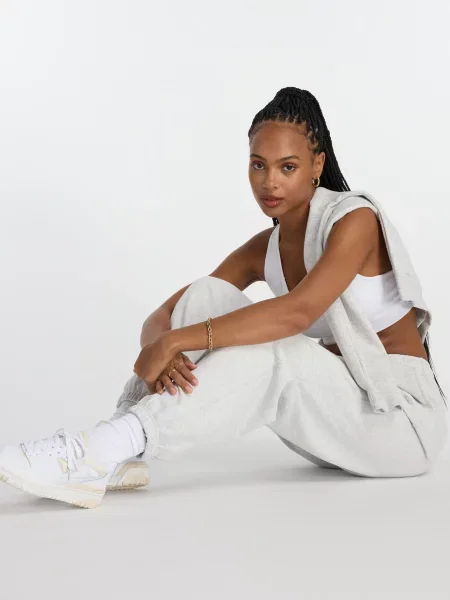 Махровые брюки New Balance серые