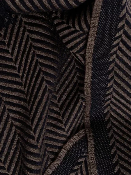 Fular Giorgio Armani de lână cu model herringbone maro
